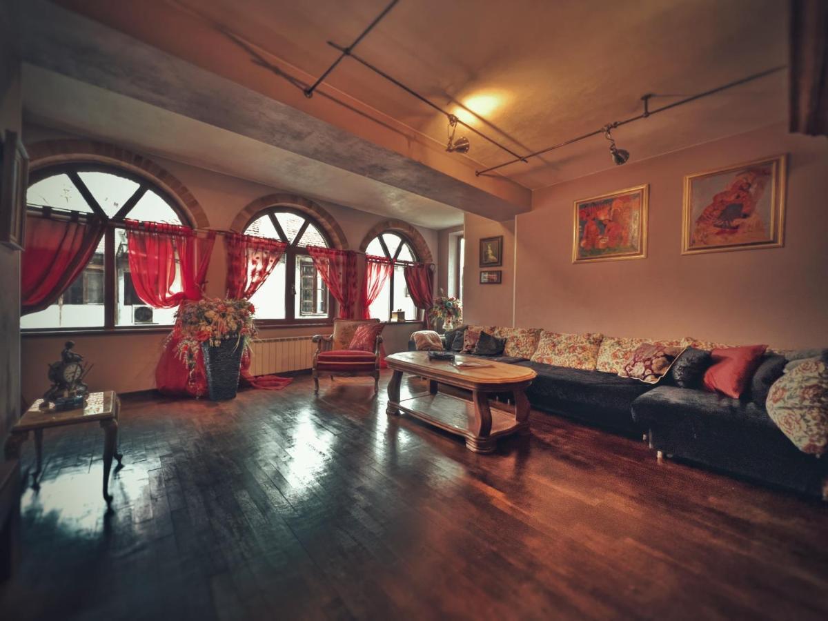 Тhe Bohemian Lodge-Entire House With Sauna Veliko Tarnovo Exterior foto